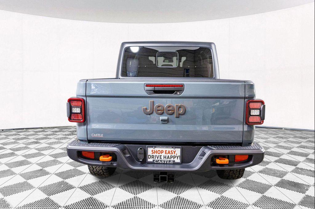 new 2025 Jeep Gladiator car, priced at $46,787