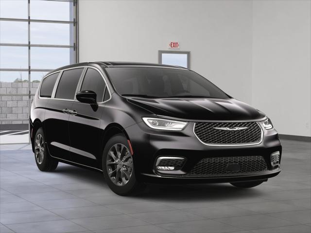 new 2024 Chrysler Pacifica car, priced at $39,535