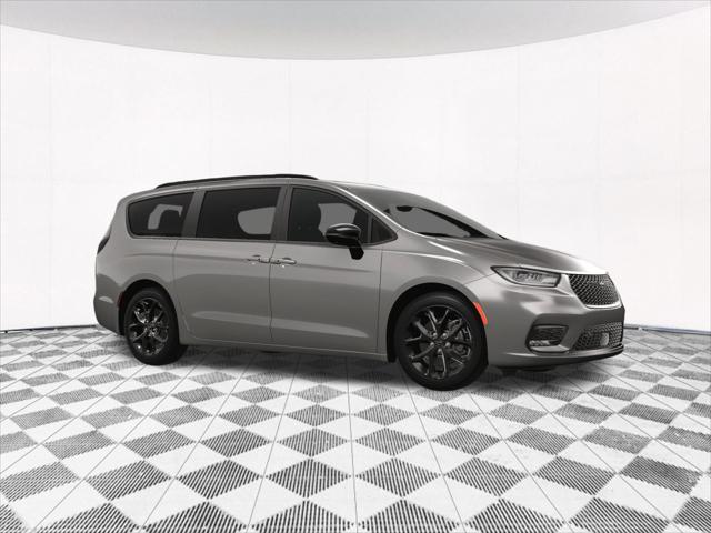 new 2025 Chrysler Pacifica car, priced at $50,078