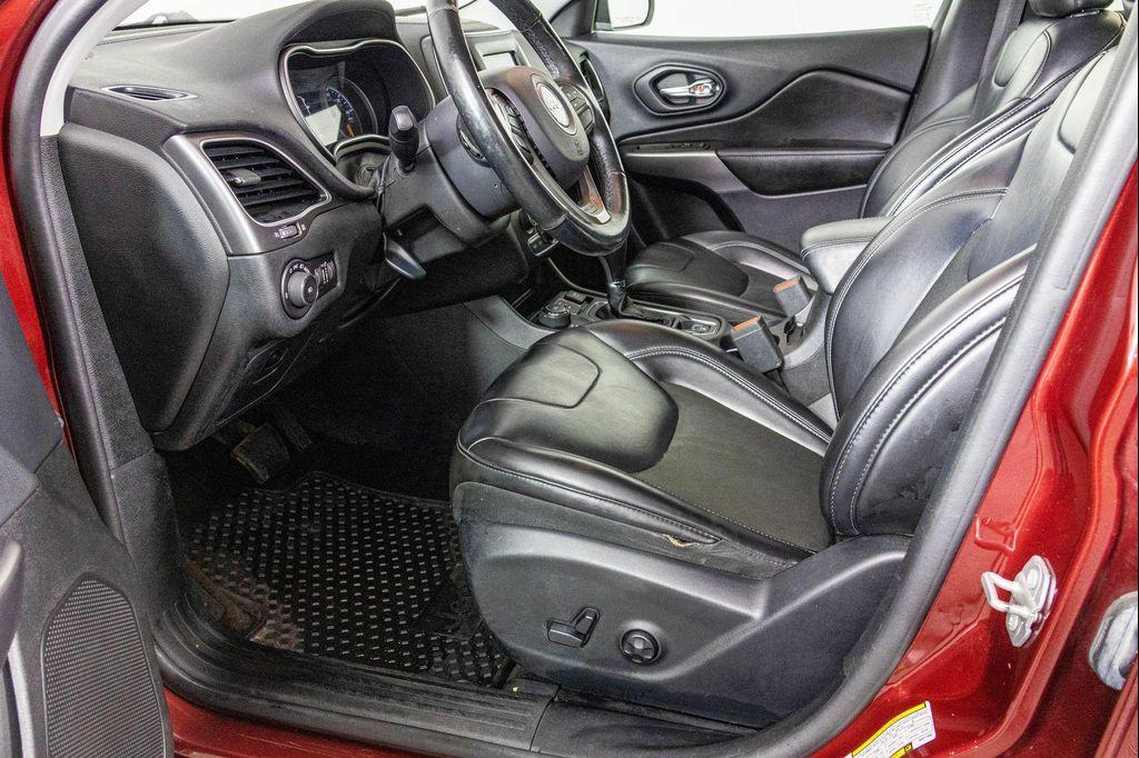 used 2019 Jeep Cherokee car, priced at $12,777