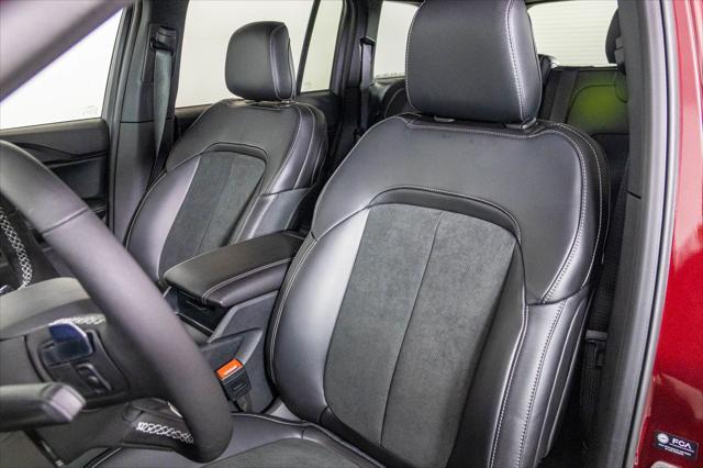 new 2025 Jeep Grand Cherokee car, priced at $39,710