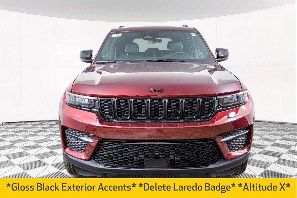 new 2025 Jeep Grand Cherokee car, priced at $40,834