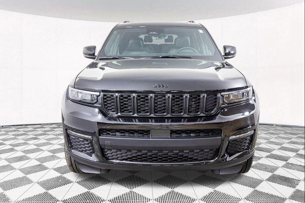 new 2025 Jeep Grand Cherokee L car, priced at $45,009