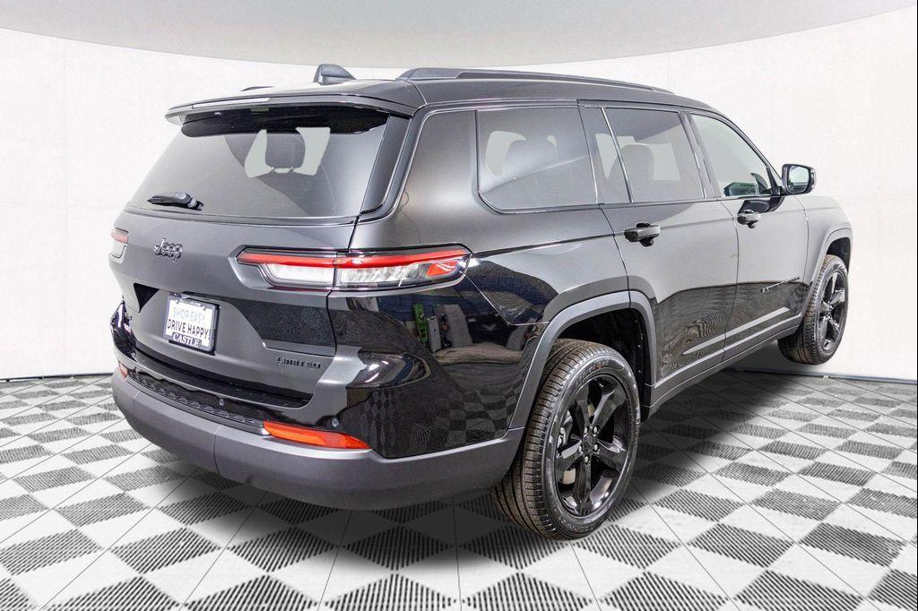 new 2025 Jeep Grand Cherokee L car, priced at $45,009