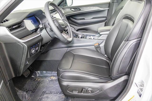 new 2025 Jeep Grand Cherokee 4xe car, priced at $52,578