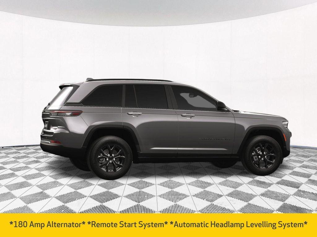 new 2025 Jeep Grand Cherokee car, priced at $41,855