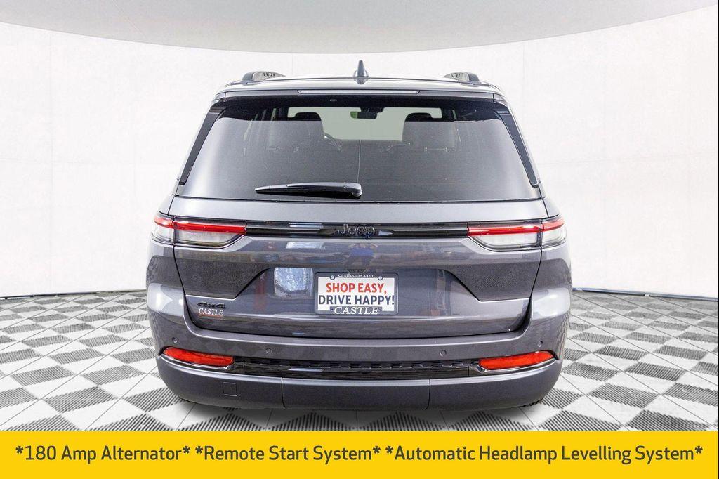 new 2025 Jeep Grand Cherokee car, priced at $40,855