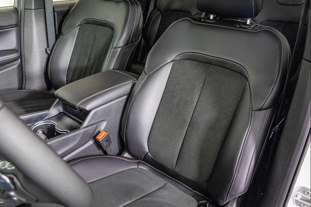 new 2025 Jeep Grand Cherokee L car, priced at $42,113