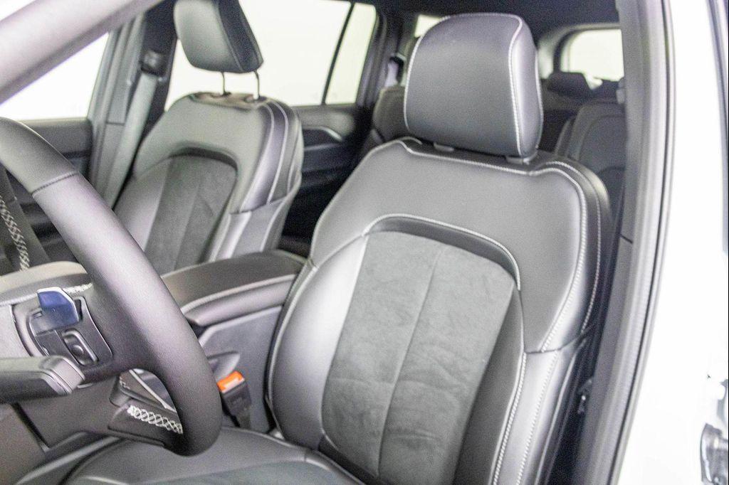 new 2025 Jeep Grand Cherokee L car, priced at $41,633