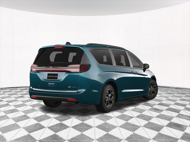 new 2025 Chrysler Pacifica Hybrid car, priced at $45,775