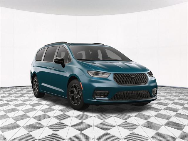 new 2025 Chrysler Pacifica Hybrid car, priced at $45,775