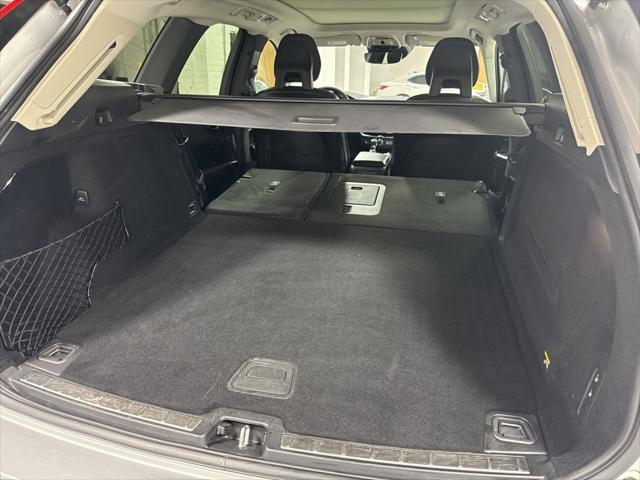 used 2019 Volvo XC60 car, priced at $23,777
