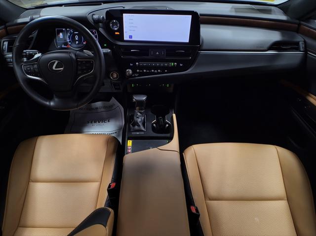 used 2024 Lexus ES 350 car, priced at $40,997