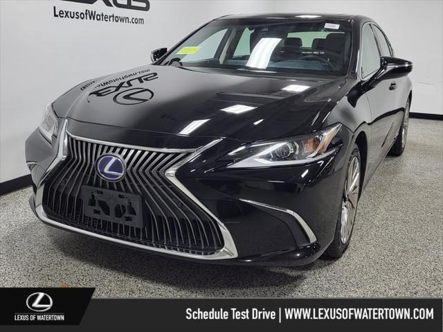 used 2019 Lexus ES 300h car, priced at $29,575