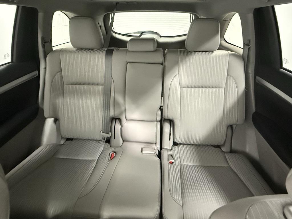 used 2018 Toyota Highlander car, priced at $25,884