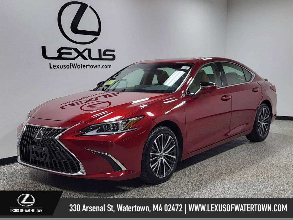 used 2025 Lexus ES 300h car, priced at $46,441
