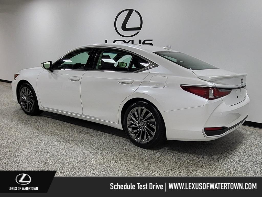 used 2024 Lexus ES 300h car, priced at $41,775