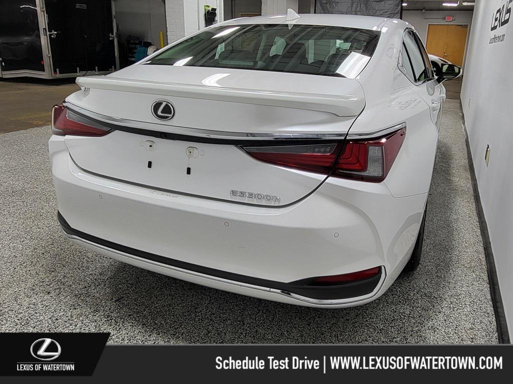 used 2024 Lexus ES 300h car, priced at $41,775