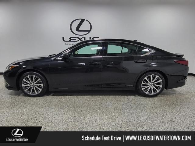 used 2021 Lexus ES 300h car, priced at $35,884