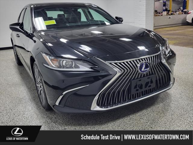 used 2021 Lexus ES 300h car, priced at $35,884