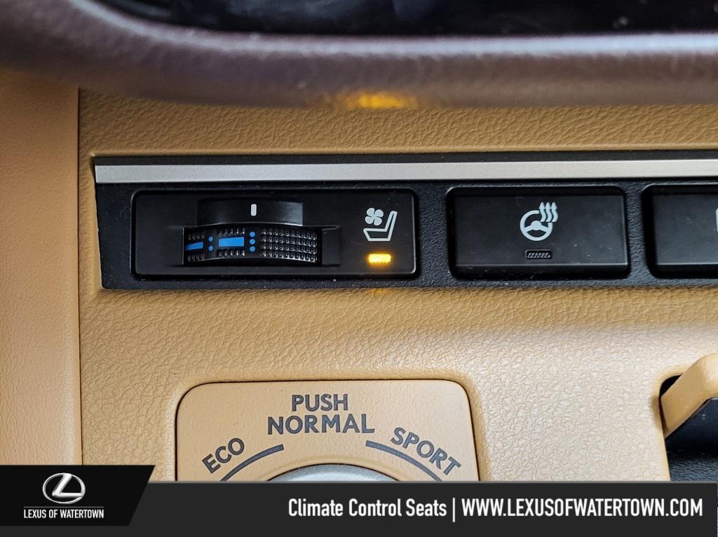 used 2018 Lexus ES 300h car, priced at $21,774