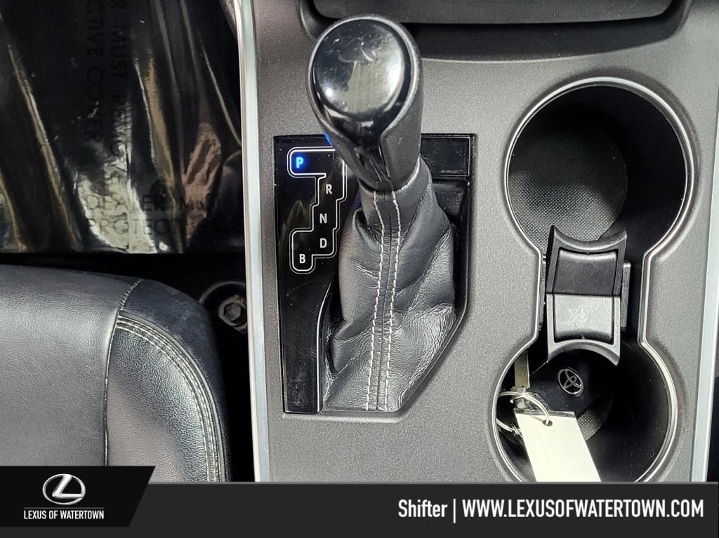 used 2016 Toyota Camry Hybrid car, priced at $14,992