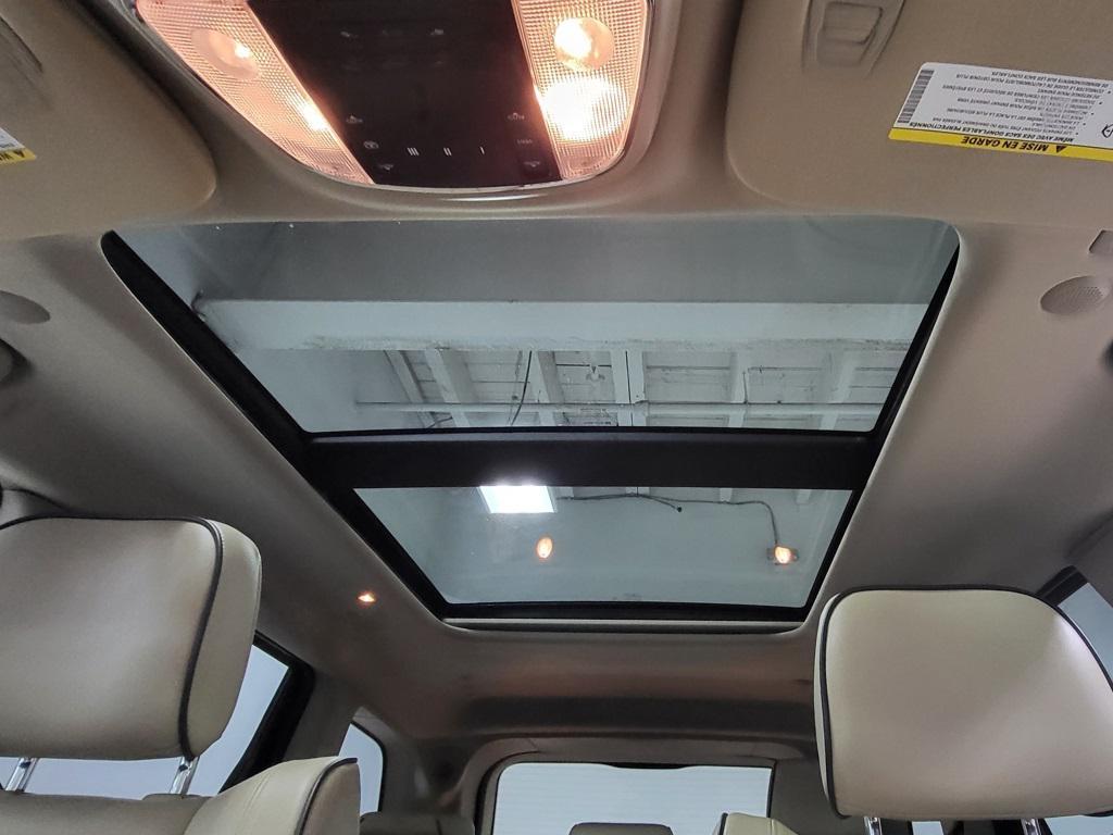 used 2021 Jeep Grand Cherokee car, priced at $27,887