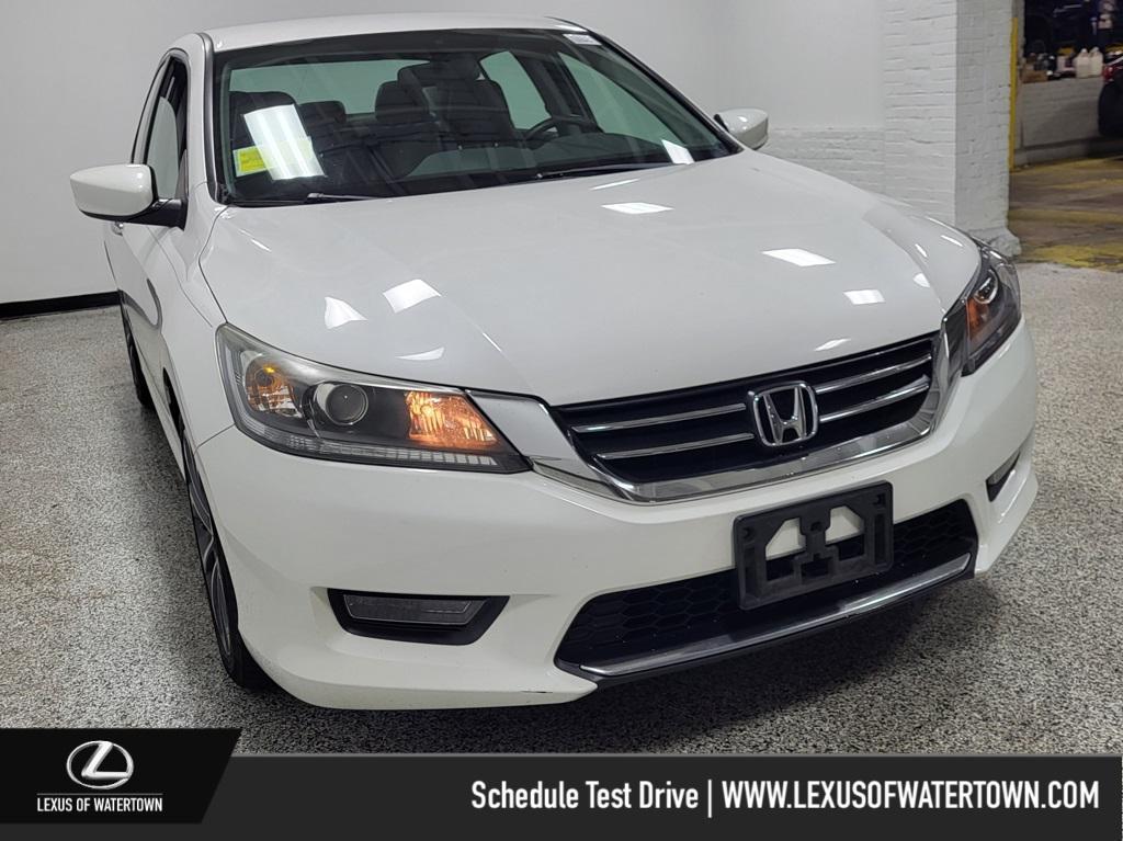 used 2015 Honda Accord car, priced at $15,555