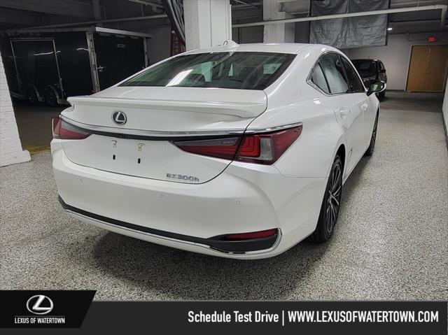 used 2022 Lexus ES 300h car, priced at $34,994