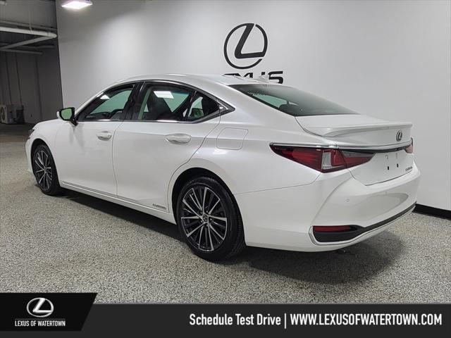 used 2022 Lexus ES 300h car, priced at $34,994