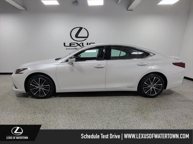 used 2022 Lexus ES 300h car, priced at $34,994