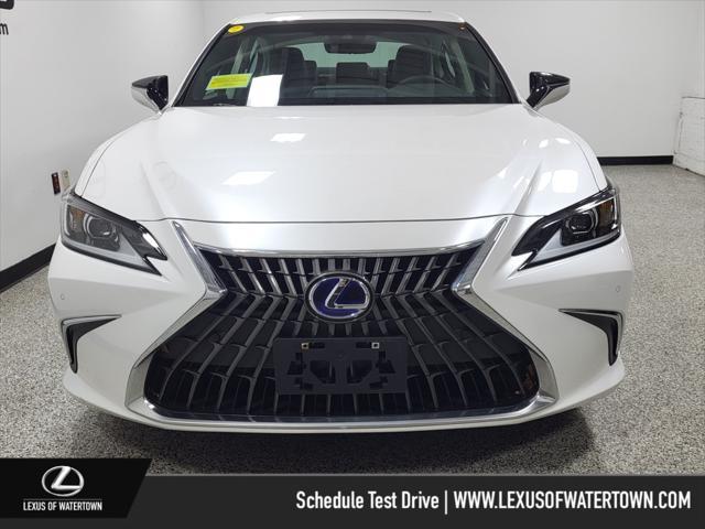 used 2022 Lexus ES 300h car, priced at $34,994