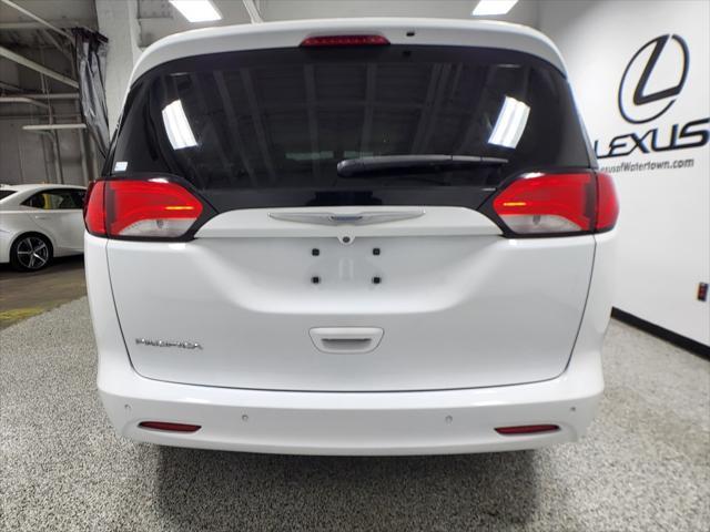 used 2017 Chrysler Pacifica car, priced at $19,883