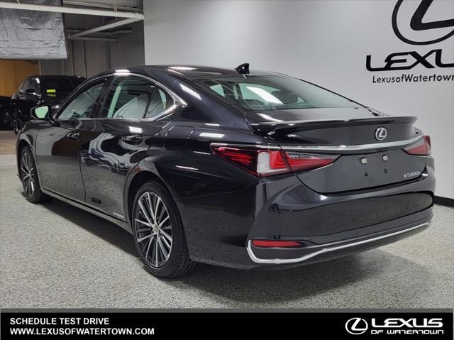 used 2022 Lexus ES 300h car, priced at $40,885