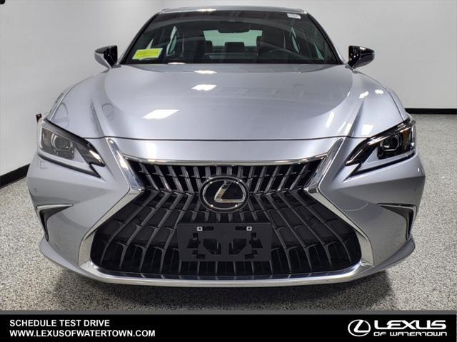 used 2024 Lexus ES 350 car, priced at $40,881