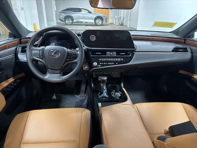 used 2023 Lexus ES 350 car, priced at $39,991