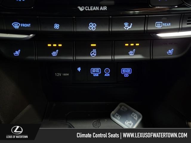 used 2019 Hyundai Santa Fe car, priced at $21,444