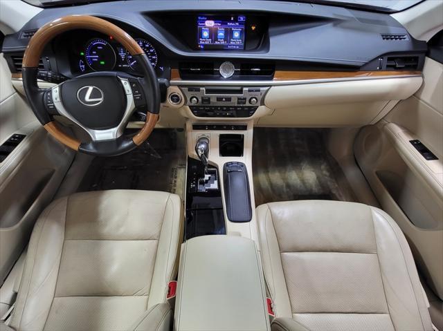 used 2015 Lexus ES 300h car, priced at $21,644