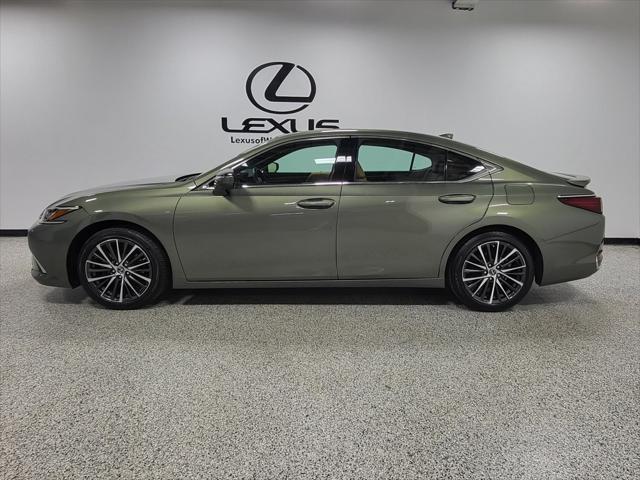 used 2025 Lexus ES 300h car, priced at $44,889