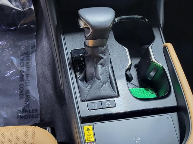 used 2025 Lexus ES 300h car, priced at $44,889