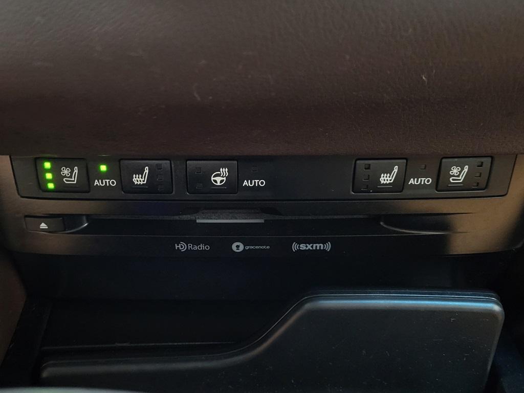 used 2021 Lexus ES 350 car, priced at $31,584