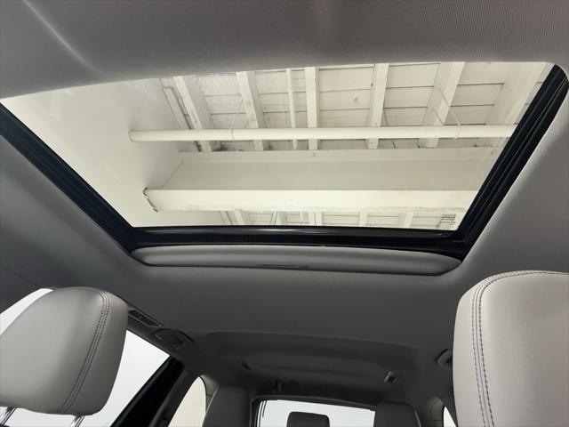 used 2019 Toyota Highlander car, priced at $27,997