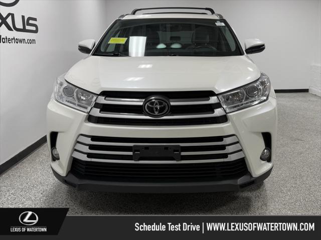 used 2019 Toyota Highlander car, priced at $27,997