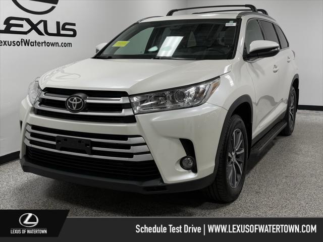 used 2019 Toyota Highlander car, priced at $27,997