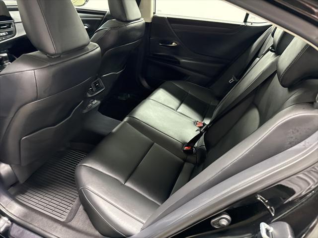 used 2025 Lexus ES 350 car, priced at $48,887