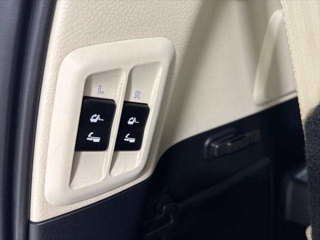 used 2022 Lexus GX 460 car, priced at $53,774