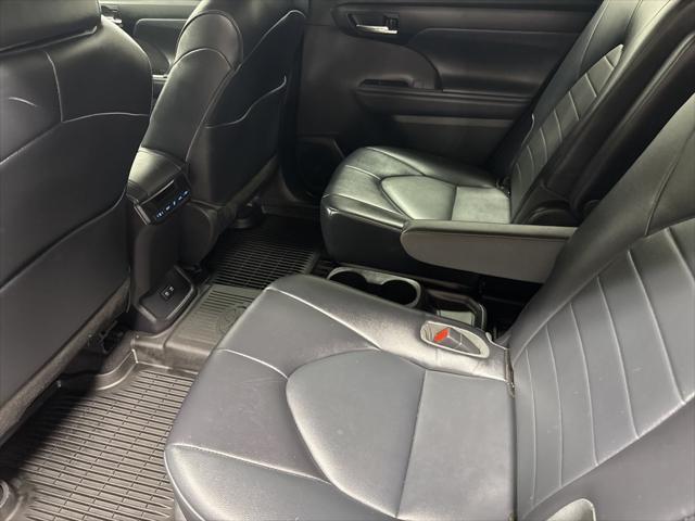 used 2021 Toyota Highlander Hybrid car, priced at $38,799
