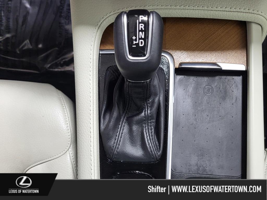 used 2021 Volvo XC90 car, priced at $31,992