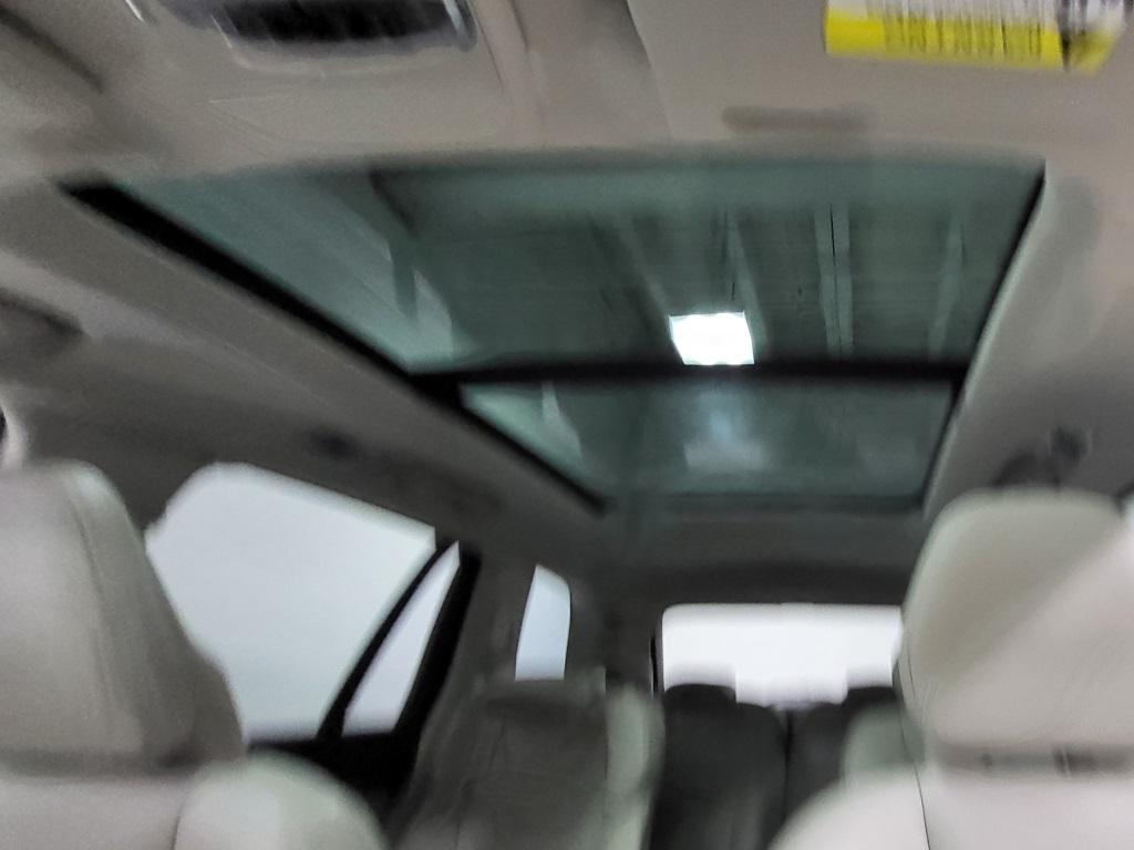 used 2021 Volvo XC90 car, priced at $31,992