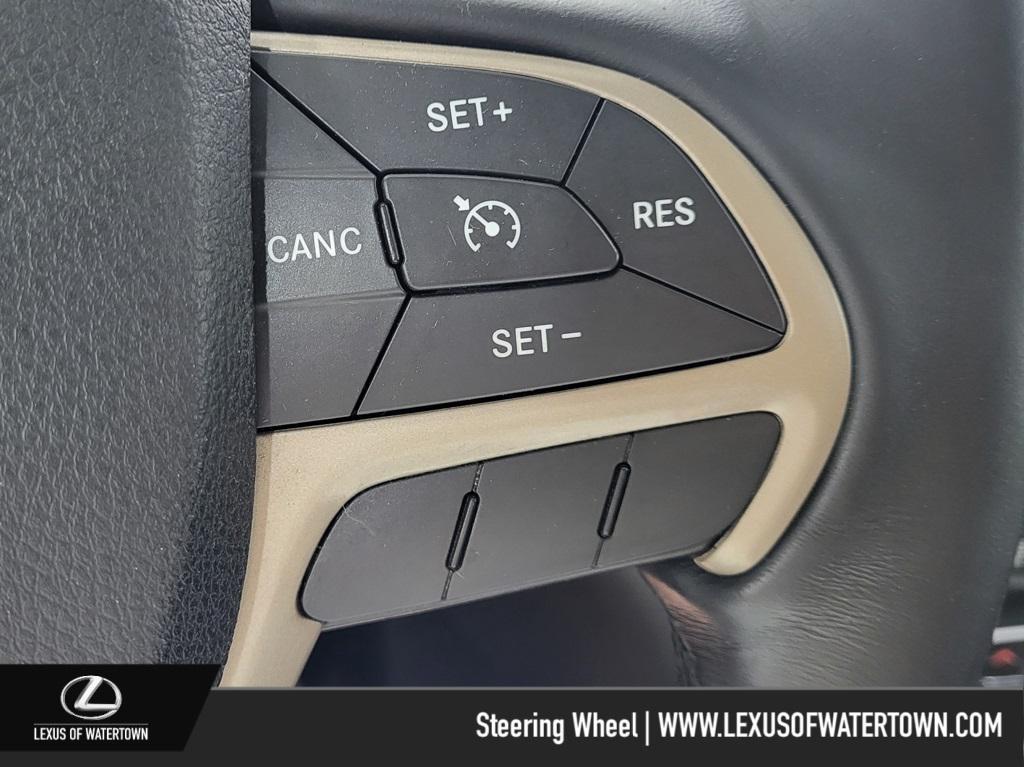 used 2016 Jeep Cherokee car, priced at $13,878